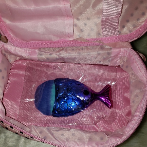 Mermaid fishtail Concealer/Powder Makeup Brush - Picture 2 of 3